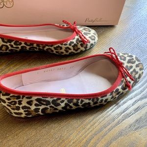 Pretty Ballerinas: Leopard Calf Print Flats w/ Red Bow (with box), Size 7